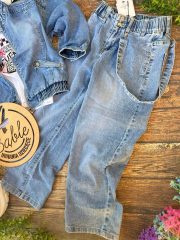 spodnie jeans z wiszącym paskiem